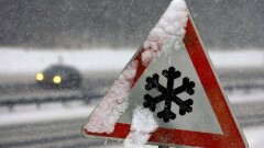 В пяти регионах Казахстана из-за мороза и бурана закрыты дороги 