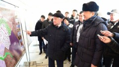 Сагинтаеву в Актобе показали быстровозводимые дома 
