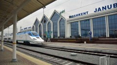 В Узбекистане упростили процедуру бронирования ж/д билетов для туристических групп