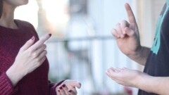 В Казахстане разработан первый электронный словарь казахского жестового языка 
