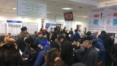 Мужчина в алматинском ЦОНе умер в очереди за пропиской