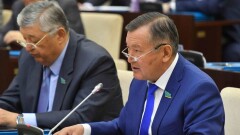 Текучесть кадров в тюрьмах РК предлагают остановить за счёт повышения зарплат
