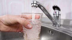  Астанчане пожаловались на неприятный запах воды из-под крана. Санврачи проблем не нашли