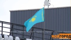 Перевёрнутый флаг в Уральске провисел всего 15 минут 