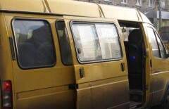 Бой без правил устроили в маршрутке две женщины на глазах у ребёнка