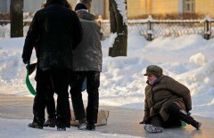 Шесть актюбинцев получили переломы шейки бедра за один день