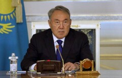 Сильная президентская власть на народ не давит – Назарбаев