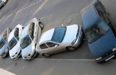 Около миллиона автомашин ежедневно курсируют на дорогах Алматы