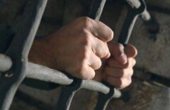 В Актау задержали сразу двух налётчиков на букмекерские конторы
