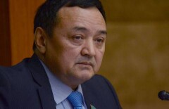 Нацбанк готовит антинародные законы и крышует банки второго уровня - Мухтар Тиникеев 