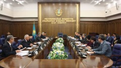 Сенатор Рашит Ахметов получил должность в Счётном комитете