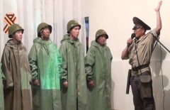 Заключенные из Шымкента устроили бои на картонном оружии