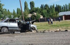 Самосвал и легковушка столкнулись лоб в лоб в ЮКО