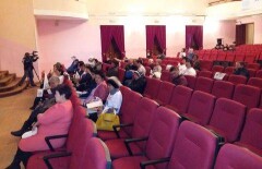 Полупустой зал не смутил членов ОСДП на встрече с избирателями в Семее