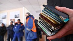 Трудовые мигранты из Кыргызстана заработали более 450 млн долларов в Казахстане и России