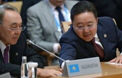 Синхронизировать работу банков развития стран БРИКС и ШОС предложил Назарбаев