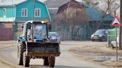 Оралман рассказал акиму, как переехал из Китая в Павлодарскую область прямо на тракторе