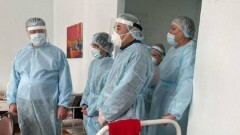 Замакима Алматы посетил находящихся на карантине по коронавирусу