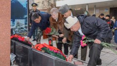 В Алматы появилась мемориальная доска памяти ветерана Афганской войны Бориса Керимбаева