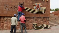 Гвардейскую ленту сняли с Обелиска Славы в Шымкенте