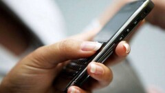 В Астане и Алматы роженицы рассказали, что не смогли зарегистрировать детей по SMS