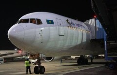 В самолёте Air Astana, застрявшем в Бангкоке, до сих пор устраняют техническую неисправность 