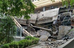 Обрушившимся балконом оказалась смотровая площадка гостиницы "Казахстан" 