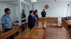 За взятку в миллион тенге павлодарский чиновник отсидит полтора года