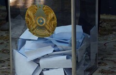 Сыздыков и Кусаинов проголосовали раньше Назарбаева