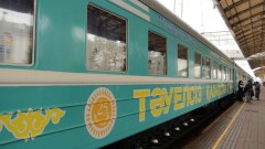 Первый космонавт и госсекретарь дали старт поезду "Тәуелсіз Қазақстан"