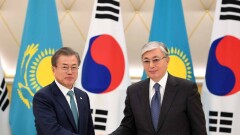 Президенты Казахстана и Кореи подписали в Нур-Султане восемь совместных документов