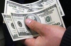 Судебного исполнителя осудили за "помощь" на автоаукционе в ВКО