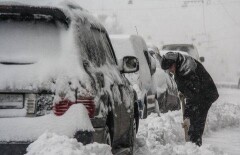 Депутат Тиникеев пригрозил Божко, застряв на 5 часов в снегу на трассе