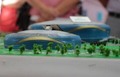 В Алматы почти тысяча человек строят самую большую ледовую арену в Центральной Азии 