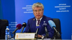 Мухамедиулы вернули жалобу на обвинившую его в домогательствах Енлик Сыдыкову