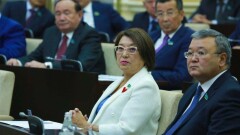 Половину комитетов в Сенате возглавили женщины
