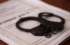 В Шымкенте осудили полицейского, похитившего документы из здания ДВД