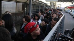 Нигматулин потребовал комплексно решить вопрос километровых очередей на кыргызской границе