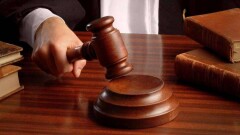 В Шымкенте экс-начальника тюрьмы оставили на свободе. При нём воровали боеприпасы и играли в азартные игры