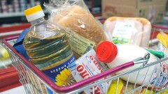 Тысячу продуктовых корзин ежедневно будут доставлять социально уязвимым слоям в Алматы