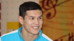 Елеусинов уступил звание "Лучший боксёр года" узбекскому спортсмену 