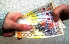 В ЗКО женщину-следователя посадили за хищения