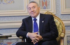 Казахстанцы смеются сквозь слёзы над анекдотом Назарбаева про плохих врачей