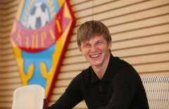 Мама Андрея Аршавина отправила ему в Алматы свой фирменный торт