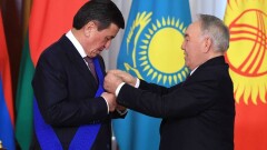 Назарбаев вручил ордена президентам Беларуси и Кыргызстана
