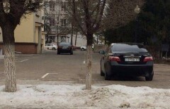 Уральский водитель обвинил акимат в использовании подложных госномеров