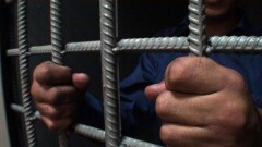 За пытки кормящей матери осудили двух полицейских в Костанайской области