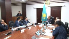 В Алматинской области госслужащие пожаловались на произвол чиновника