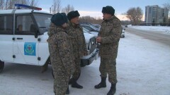 Военные не дали девушке утопиться в Иртыше