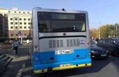 Дорожная полиция Алматы следит за водителями с камер автобусов